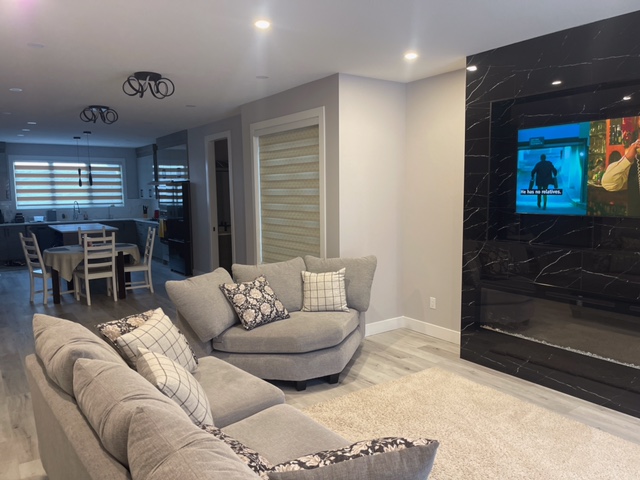 10505 63 AV NW-IMG_7258